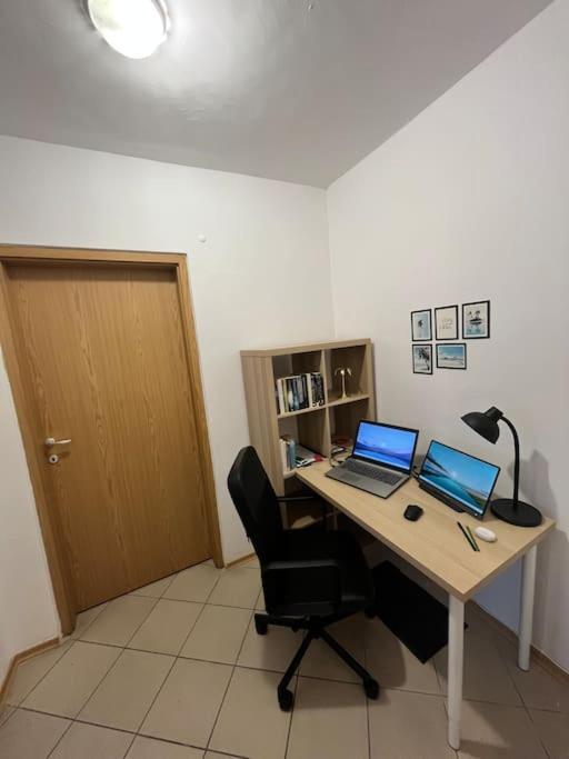 Large Apartment In Σάνι Μπιτς Εξωτερικό φωτογραφία